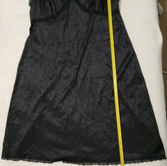 Sears Doesn’t Slip Nylon Womens Full Slip. Sz 40. Black.Made in USA.Vintage.