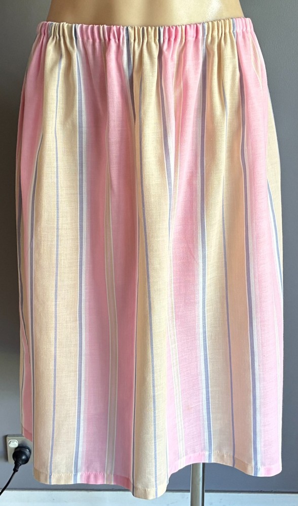 Vintage 1970 Skirt Elastic Waist Sze 16/18 Pastel Stripe Print Semi Sheer Fabric