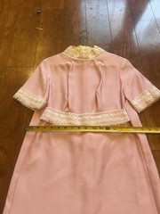 Vintage 60s Pink Shift Dress Cream Venise Lace Collar Mod Mini Covered Buttons