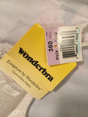 Hanes Wonderbra Enrapture Halter Bra Padded Underwire Size 38D NEW