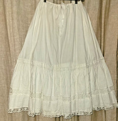 Antique Edwardian Cotton Pintucked Cluny Lace Petticoat S/M