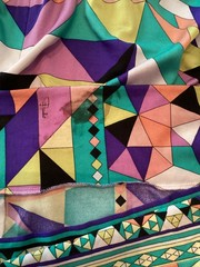 VINTAGE EMILIO PUCCI / ITALY SZ 36 / 8 US SIGNATURE SILK DRESS **GOOD W/ FLAW**