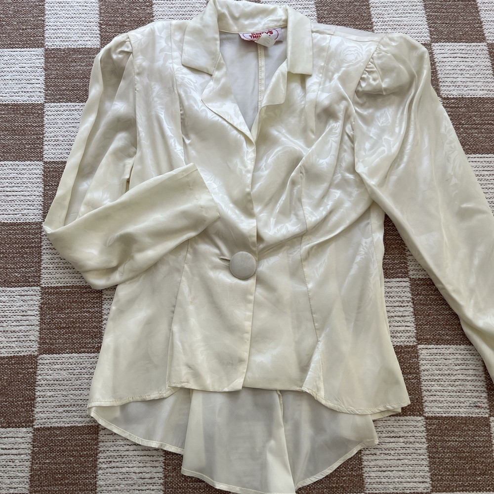 Vintage 1980s Betsy’s Things cream ivory satin blazer single button XS