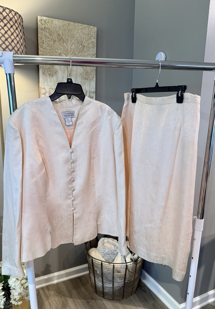 Adrianna Papell Vintage 100% Silk Skirt Suit Cream Cream Size 12/14
