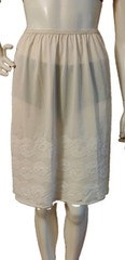 VTG 60-70’s “Deena Fine Lingerie” Nude with 3-Tiers of Floral Lace Half Slip M