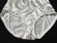 Vtg VANITY FAIR 40301 Satin Second Skin Light Control L / 7 White Brief Panties
