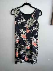 Vintage Women’s TOMMY BAHAMA Dress with Hawaiian Floral Print Size 2