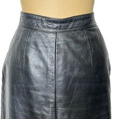 Vintage Bermans Leather Sexy High Waist Vented Pencil Skirt Black 26 W x 32 L