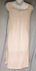 Vintage Barbizon Knee Length Nightgown Size Medium Thin Poly Nylon Cotton Blend