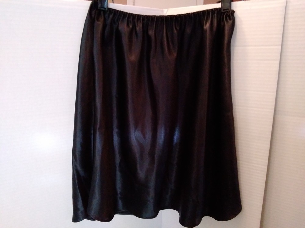 Vintage FARR WEST Shiny SATIN Half SLIP Skirt Black Wet Look Med #152-17