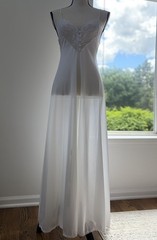 VTG 70s Barbizon White Lace Maxi Nightgown Slip S Fairy Whimsi Feminine Bridal