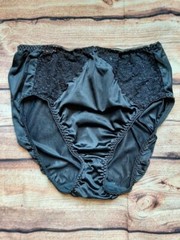 Vintage Wacoal Black Hi Cut Brief Panties Lace Second Skin Satin Sz Small