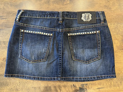 Ed Hardy Dark Denim Jean Mini Skirt Size 31 Skull Studded Y2K 90’s EUC Studs Zip