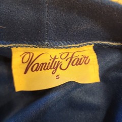 Vintage Vanity Fair Velour Blue Robe Size Small Ties Closed Pocket USA 52″L