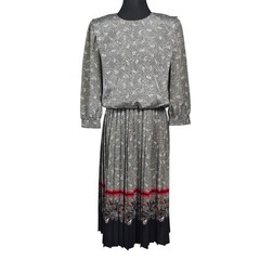 VLP Petites Vintage 80s Paisley Pleated Midi Dress Black Red White Size 4 USA