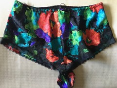 INDULGENCE Vintage Dramatic Floral Satit Tap Shorts Panties – MENDER 28 30 32″
