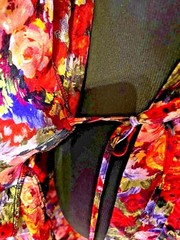Vintage Cinema Etoile Bright Florals Red Pink Purple Green Robe Medium