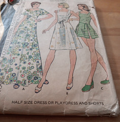 Mc Calls 4073 Pattern Half Dress Maxi Dress Butterfly Sleeve Playdress 14.5