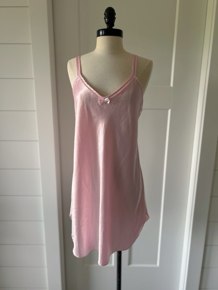 Vintage 90s Slip Soft Pink Secret Treasures Satin Girly M
