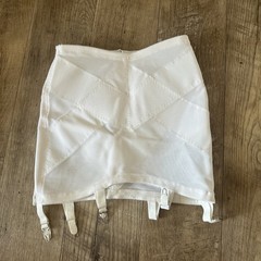 Vintage Underscore Girdle With 6 Garter Straps Size Med Nylon & Spandex…Flaw