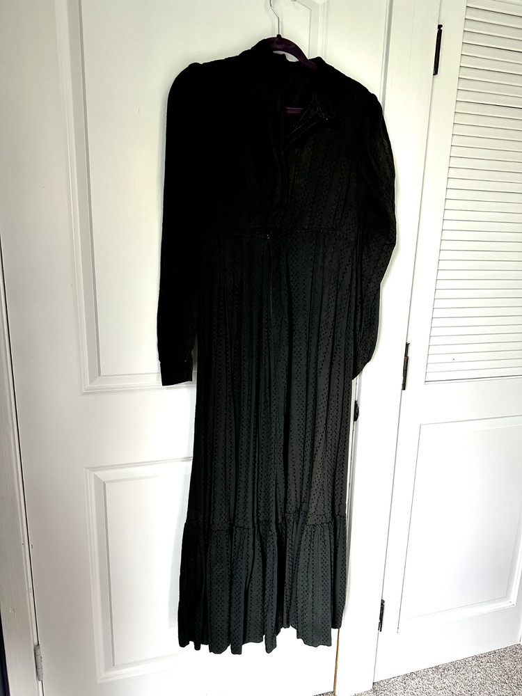 Gorgeous Antique Civil War 1860s Black Textured Long Sleeved Mourning Dress XS