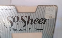 Vintage 80’s MARIANNE So Sheer Ultra Sheer Nylon PANTYHOSE Size A Color Sand