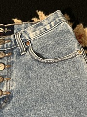VNTG. l.e.i. Denim Short Shorts~5 Pocket~5 Tab Buttons~27” Waist~13” Length~EXC