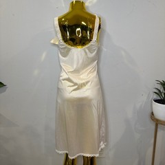 Vintage Fairycore 70s Maidenform Slip NWT White Lace Full Slip 32A Small Lounge