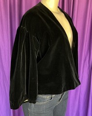 TRUE VINTAGE Black Velvet Swing Capelet Wide 3/4 Sleeves *Size S