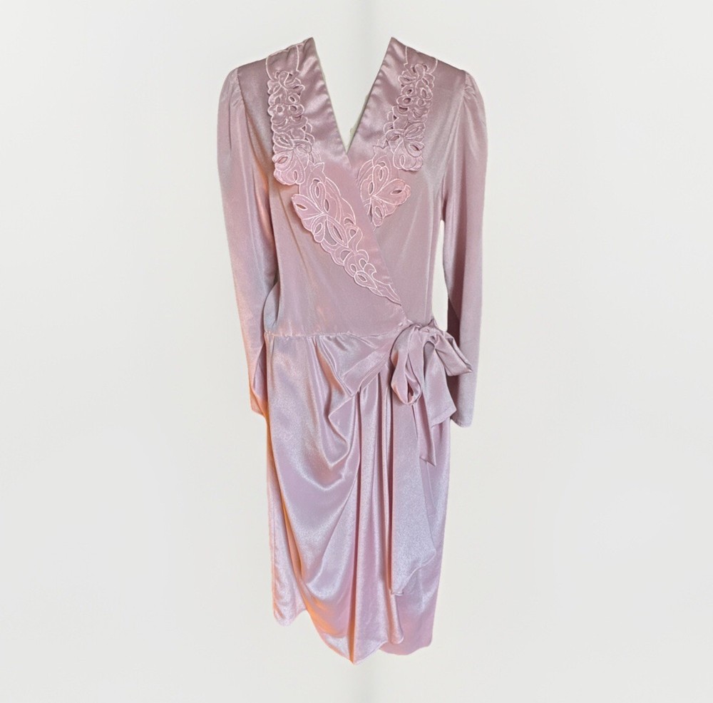 Vintage 80’s “In the Mood ” London Paris New York rose pink Dress Robe size M