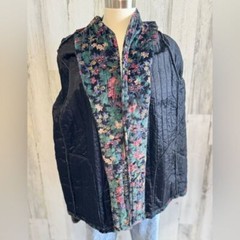 Vintage Floral Quilted Jacket Cozy Fall Winter Essential 70s Young Stuff boho