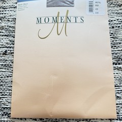 MOMENTS Basic Sheer Reinforced Toe Pantyhose Medium Tall Beige USA NOS