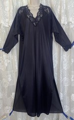 VTG L+ GOTHIC Black Nylon Nightgown Negligee Gown w Inset Lace & 3/4 sleeves