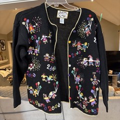 2000 TIARA INTERNATIONAL Cardigan NEW YEAR SWEATER Large People Around World