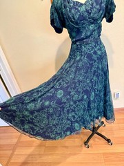 1940s Navy and Green Rayon Dress Volup