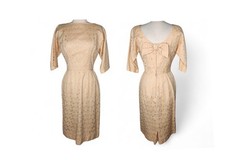 1960s Joan Lee of New York Pale Gold Lace Vintage Wiggle Dress Size S