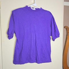 Vintage Honors Apparel Purple tshirt SHOULDER PADS 100% cotton Large cuff sleeve