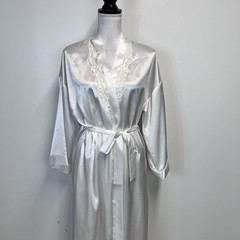 Vintage Dentelle Long Bridal Wedding Rose size Medium Ivory Satin Floral Lace
