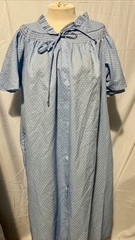 Vintage NANCY Bath Robe Sz 42 Blue Hearts Button Up Pocket Made In USA. EUC