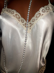 VTG SATIN SHINY GLOSSY FARR WEST ECRU LACE CAMISOLE LIQUID COQUETTE S PRAIRIE