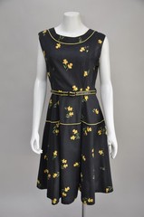 Vintage 1950s Black Cotton Dress w/ Yellow Floral Daffodil Print Summer M/L