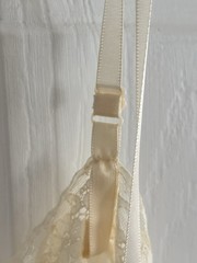 VANITY FAIR Off White Nylon Full Slip Lace Trim – Style 10-103 40 22″/46 Vintage