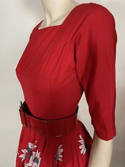 1950s Vintage Red Cotton White Painted Flower Fit Top Full Skirt Dress XS Jr