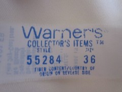 WARNER’S Colllectors IVORY 3 Pc Set~BAG~CAMI Sz 36~1/2 SLIP 27″ Small~LACE TRIM