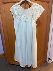 Vintage Women s Gilead Cap Sleeve NIghtgown-Small
