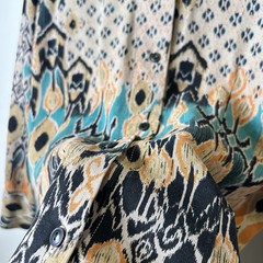 Tianello Vintage Art-to-Wear Beautiful Boho Tribal Dynasty Blouse Tencel Rayon S