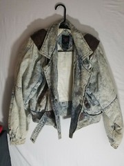 Vintage Weathered Blues Women’s Denim Jacket Medium Lined Acid Wash Embellished