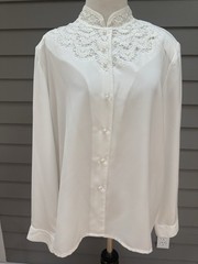 Vintage Christie & Jill Romantic Ivory Beaded Lace-Collar Button-Up Blouse 14