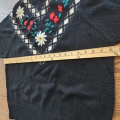 Vintage Honors Misses Sweater Women’s L Black White Floral Embroidered Argyle