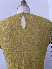 50s Chartreuse Sheer Floral Lace Flutter Cap Sleeve Top Keyhole Bateau Neck XS/S